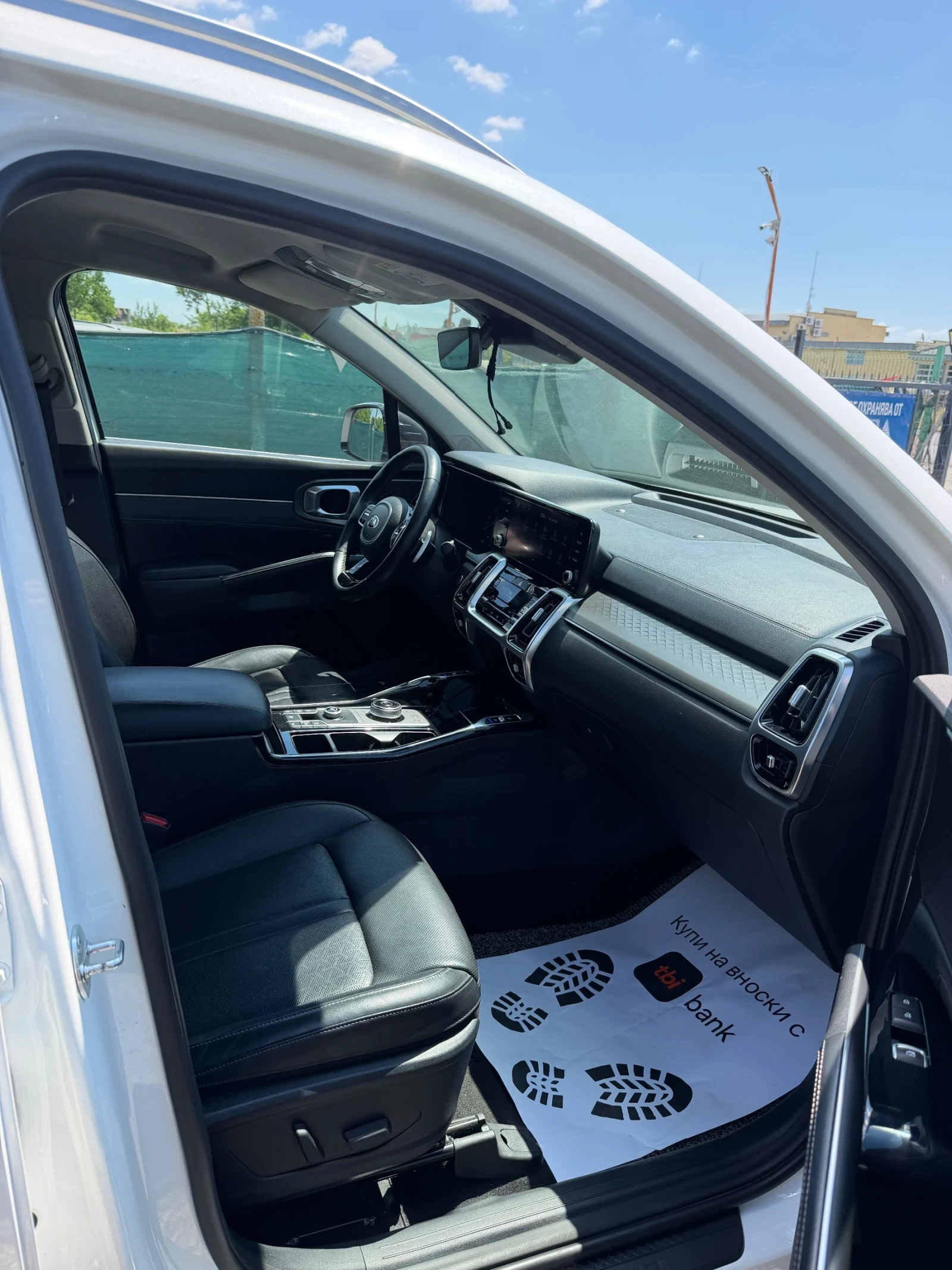 Kia Sorento НАЛИЧНА* FULL, снимка 9 - Автомобили и джипове - 55043552