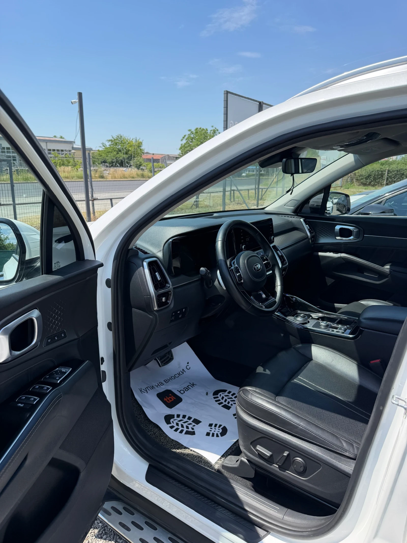 Kia Sorento НАЛИЧНА* FULL, снимка 5 - Автомобили и джипове - 55043552
