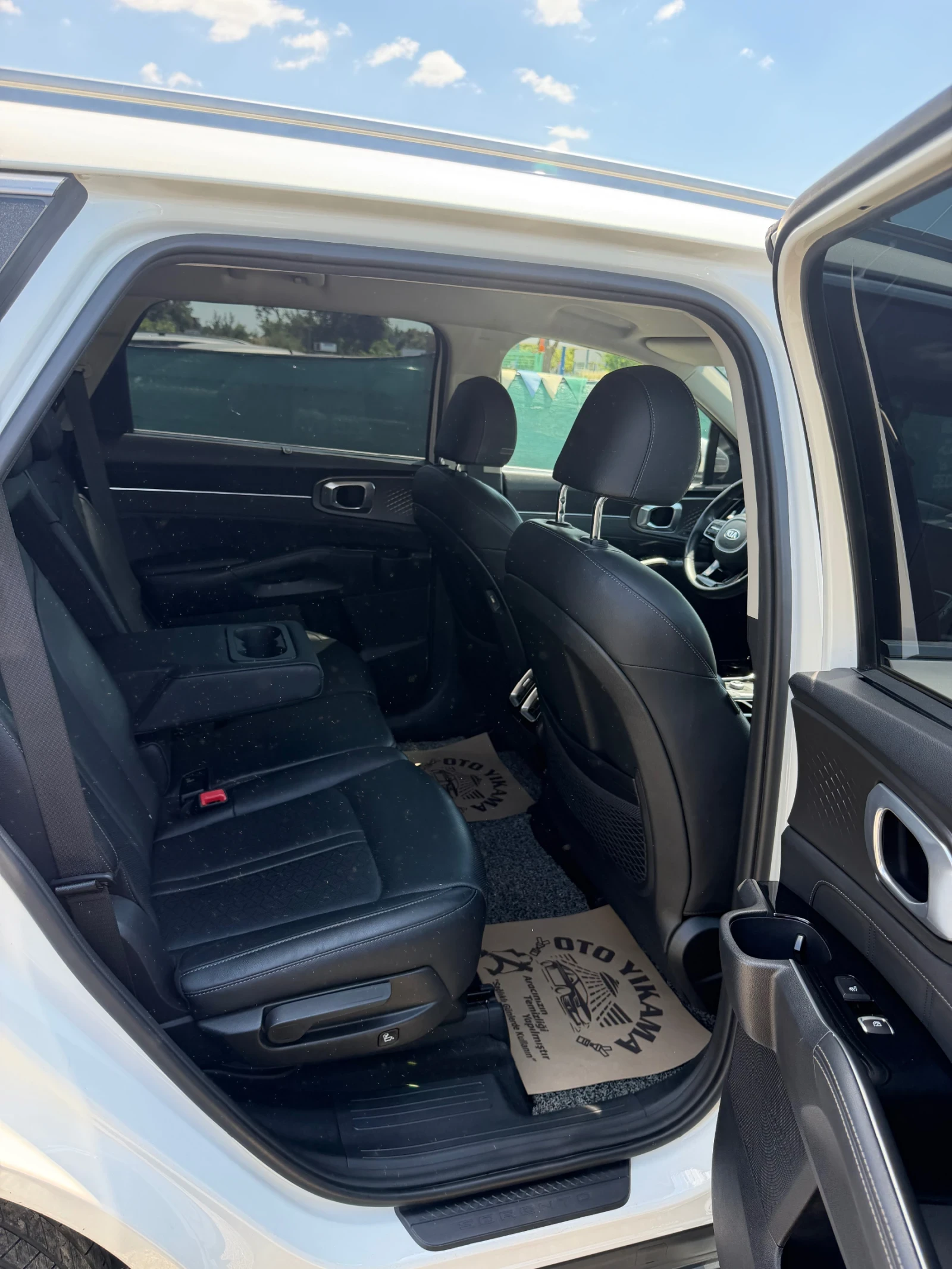 Kia Sorento НАЛИЧНА* FULL, снимка 12 - Автомобили и джипове - 55043552