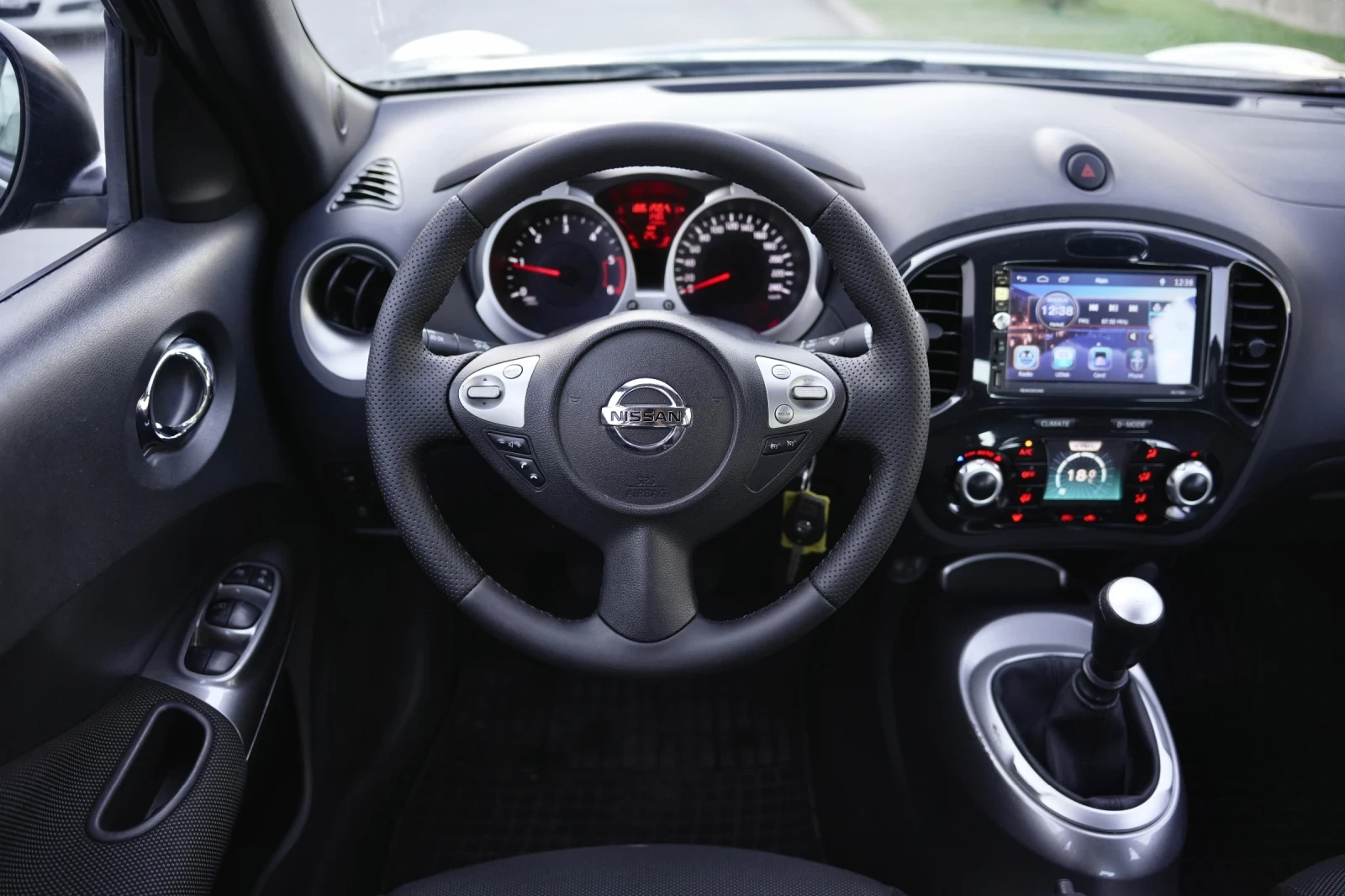 Nissan Juke 1.5dci* NAVI* 6ск, снимка 13 - Автомобили и джипове - 55108534