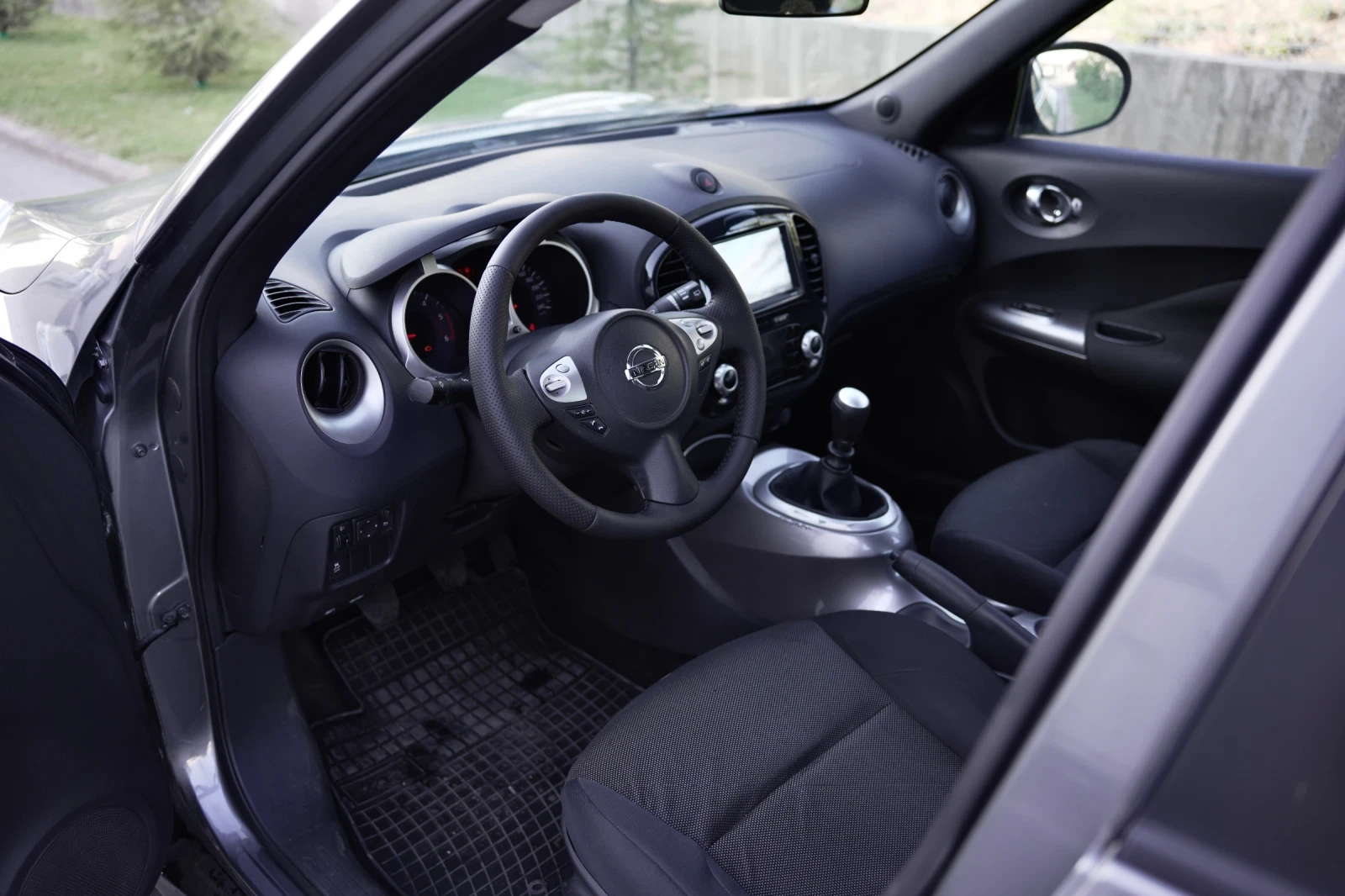 Nissan Juke 1.5dci* NAVI* 6ск, снимка 10 - Автомобили и джипове - 55108534