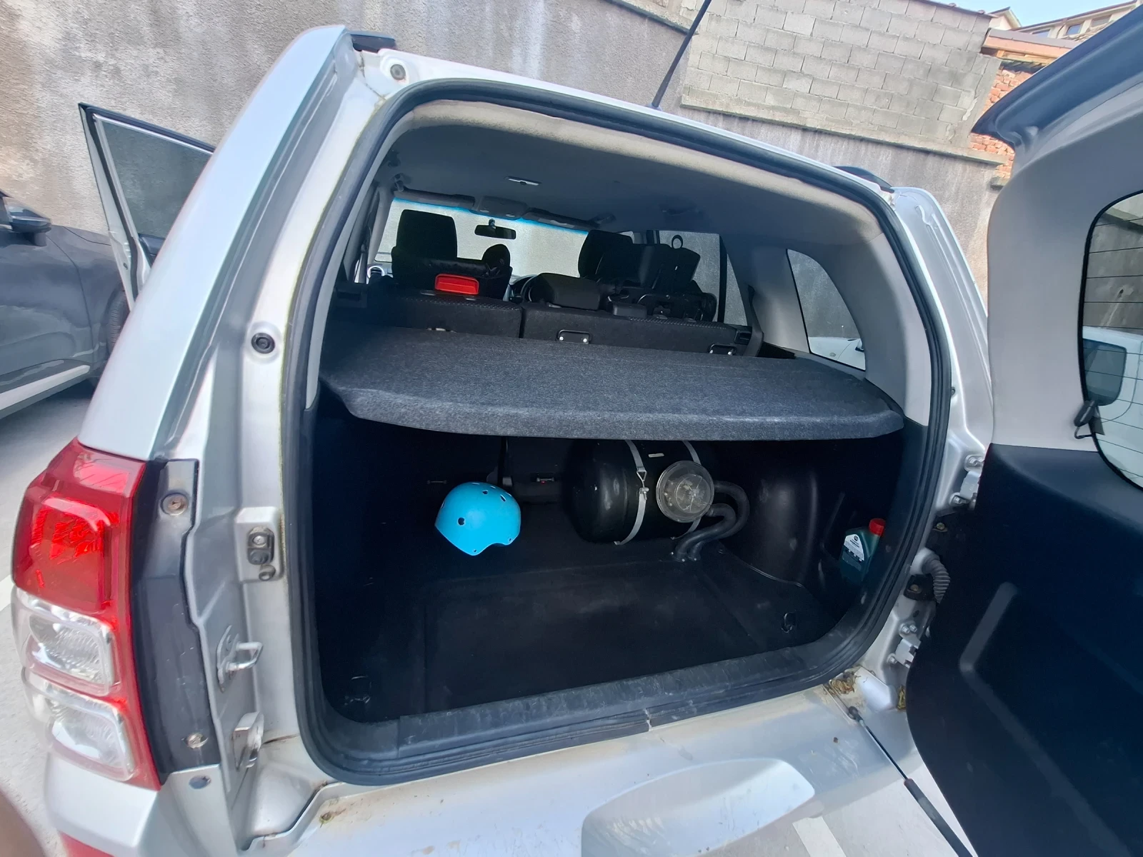 Suzuki Grand vitara, снимка 3 - Автомобили и джипове - 55287214