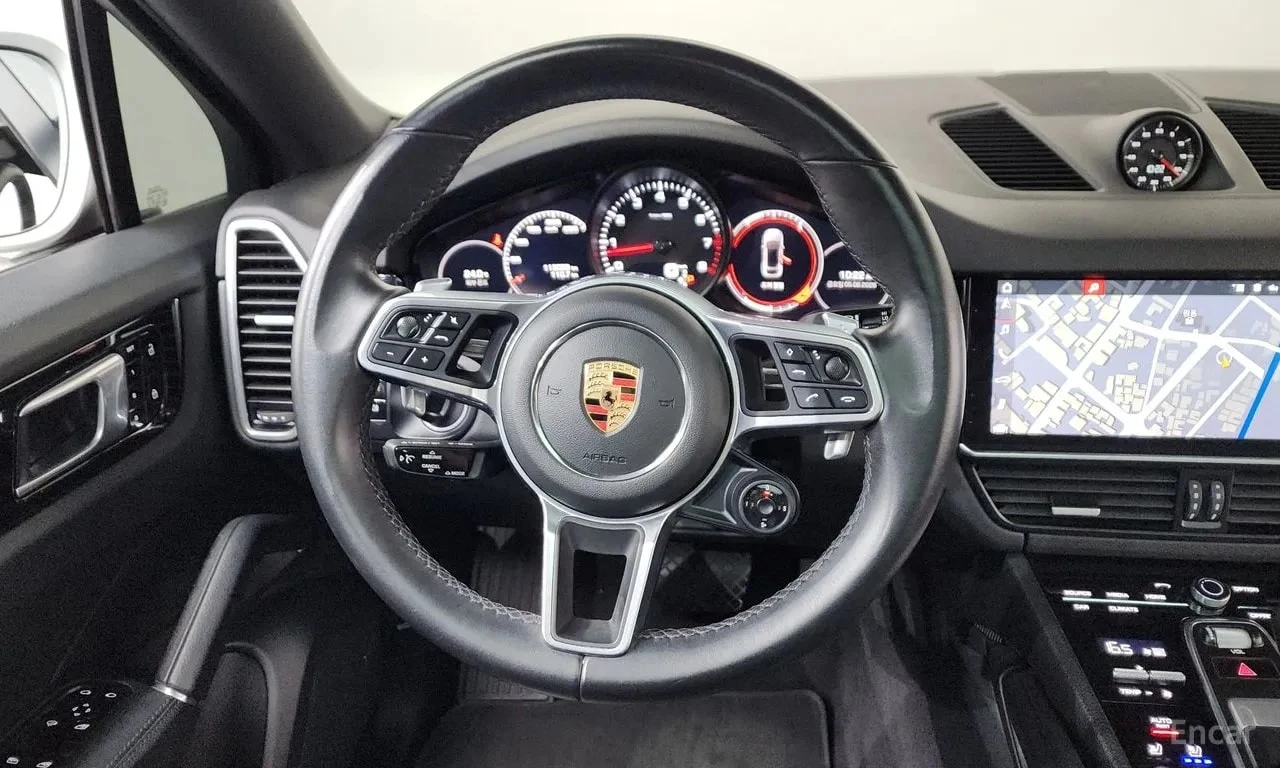 Porsche Cayenne 3.0 Coupe /BOSE/360/ОБДУХВАНЕ, снимка 14 - Автомобили и джипове - 55837248