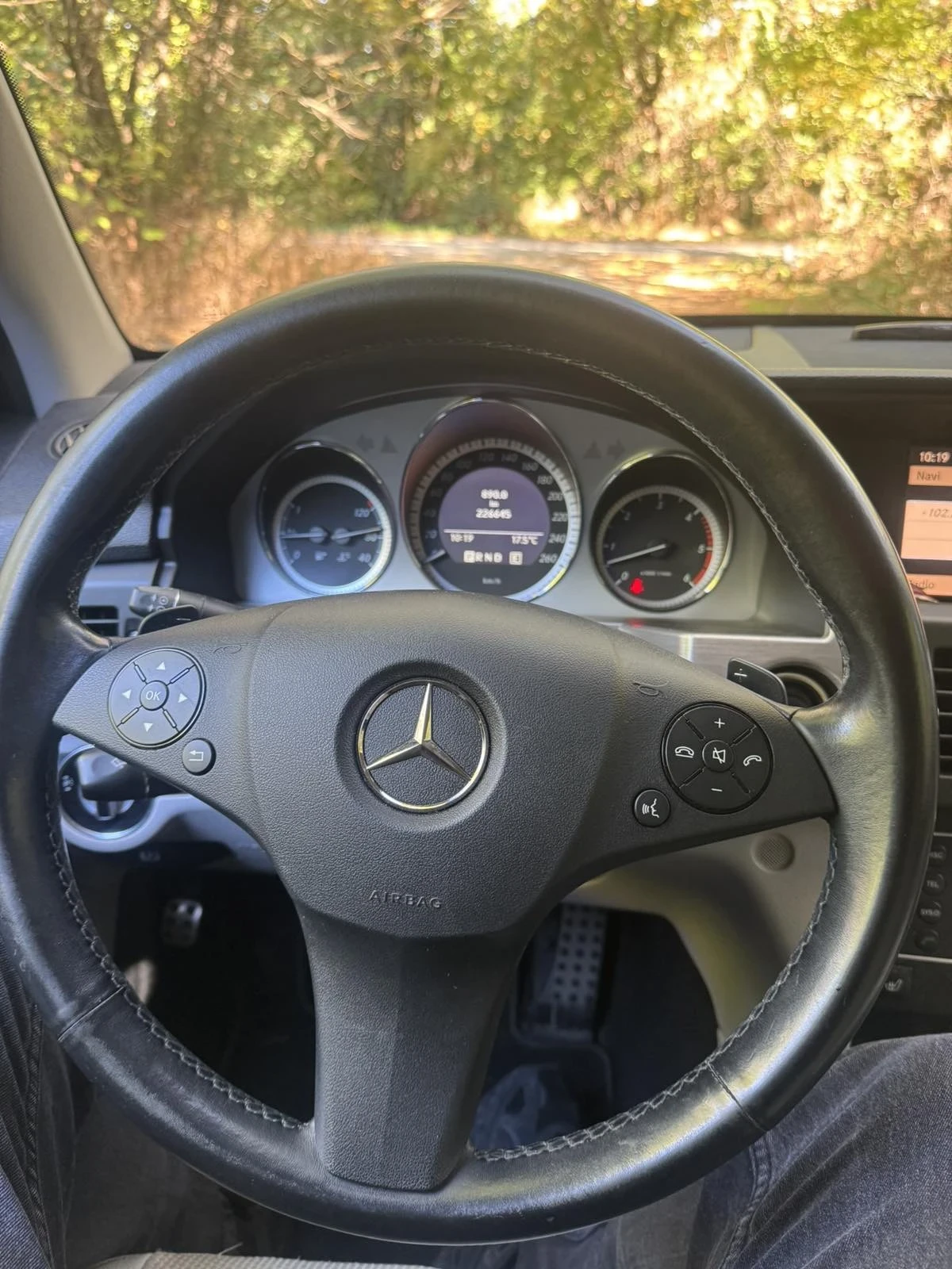 Mercedes-Benz GLK 350, снимка 5 - Автомобили и джипове - 56323155