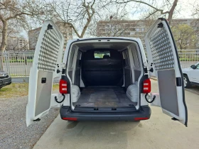 VW Transporter AVTOMAT/NAVI/DISTRONIC, снимка 15