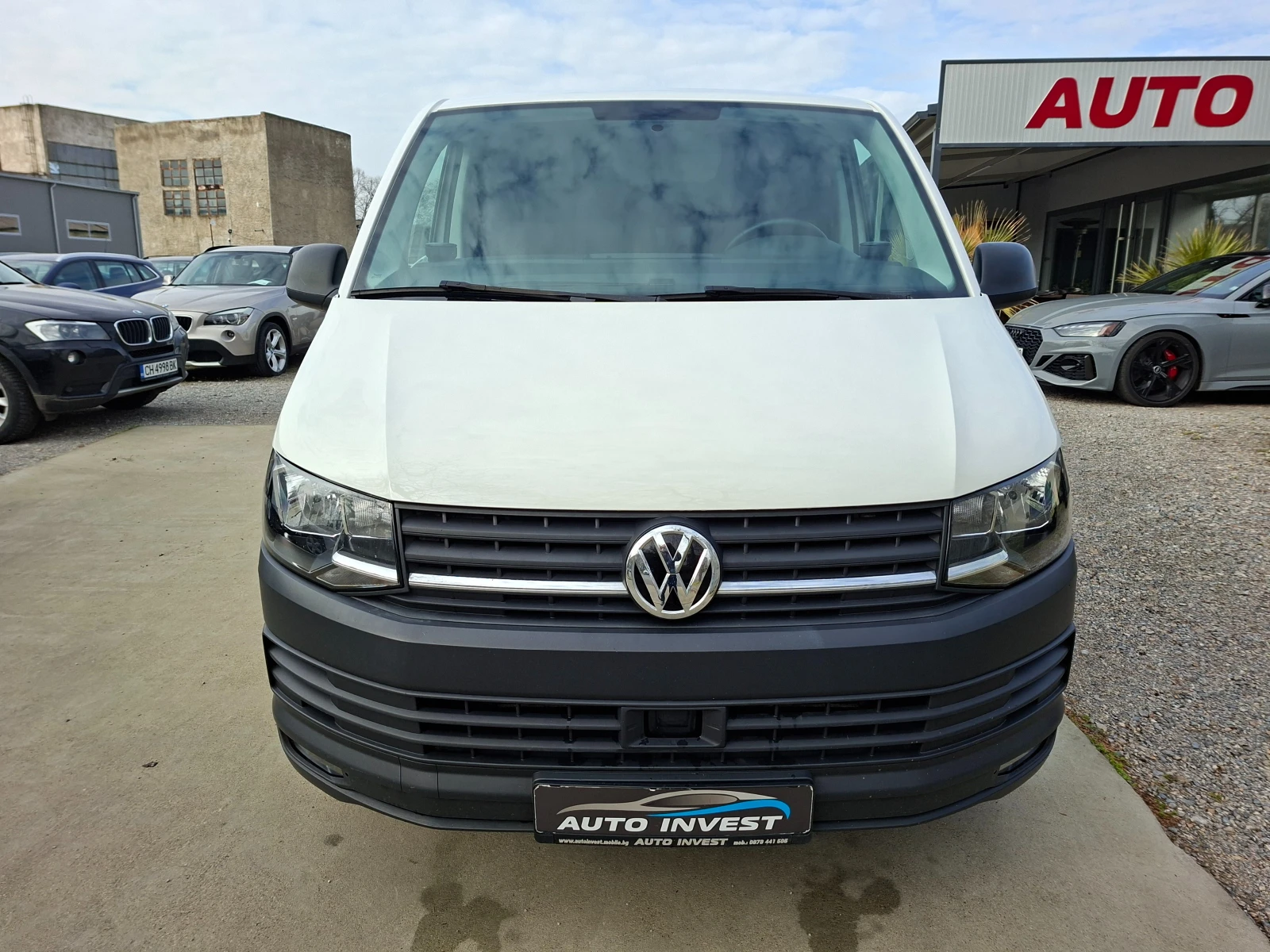VW Transporter AVTOMAT/NAVI/DISTRONIC, снимка 2 - Бусове и автобуси - 54037410