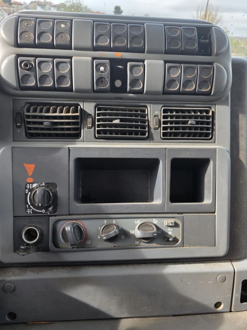 Iveco Trakker, снимка 9 - Камиони - 52455263