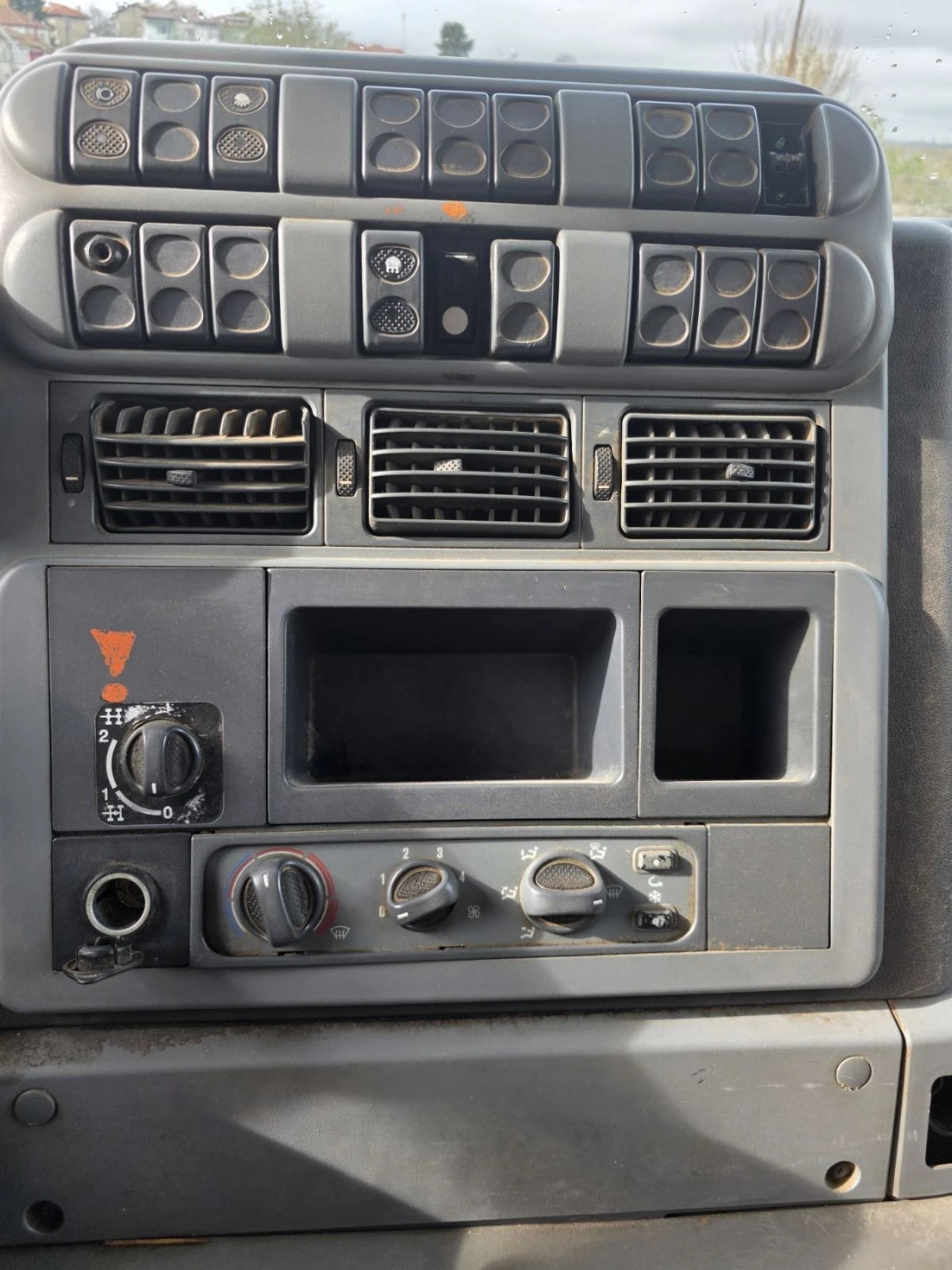 Iveco Trakker  - изображение 9