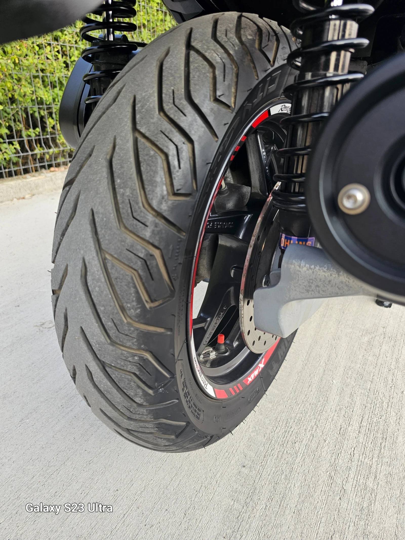 Yamaha X-max 125iR ABS iron max  - изображение 9
