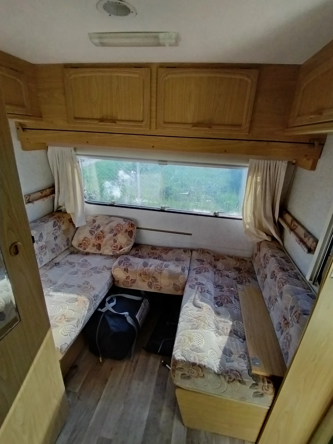 Каравана Bailey Ranger 500/5, снимка 5 - Каравани и кемпери - 53853982