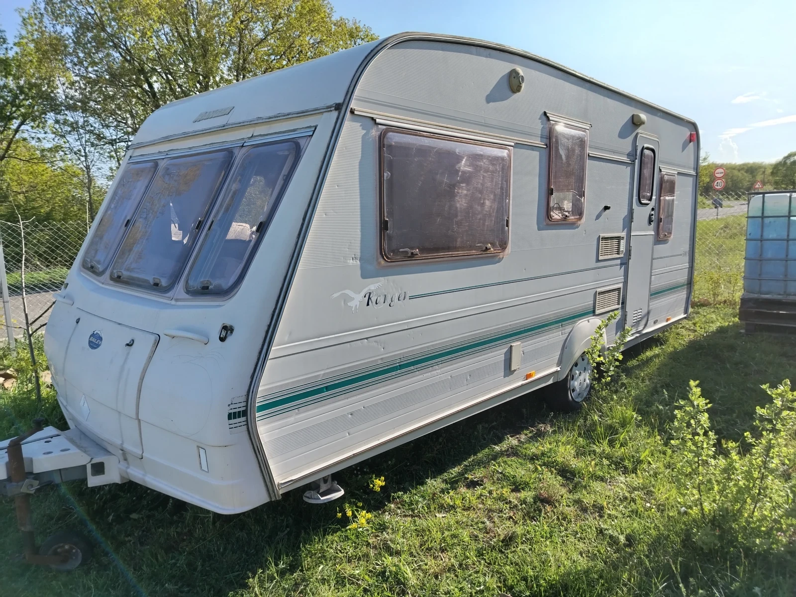 Каравана Bailey Ranger 500/5, снимка 3 - Каравани и кемпери - 53853982