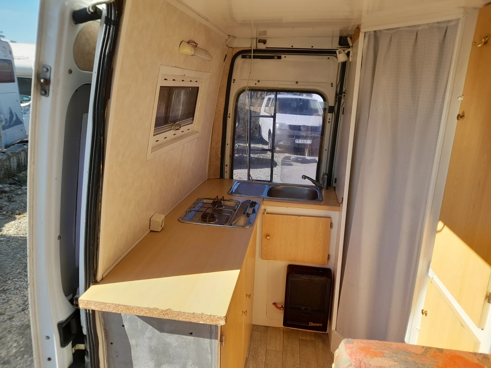 Кемпер Peugeot BOXER, снимка 7 - Каравани и кемпери - 56593867