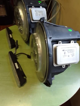 Фарове за Мерцедес Gклас биксенон ,комплект, снимка 2