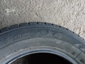 Гуми Зимни 235/60R17, снимка 10