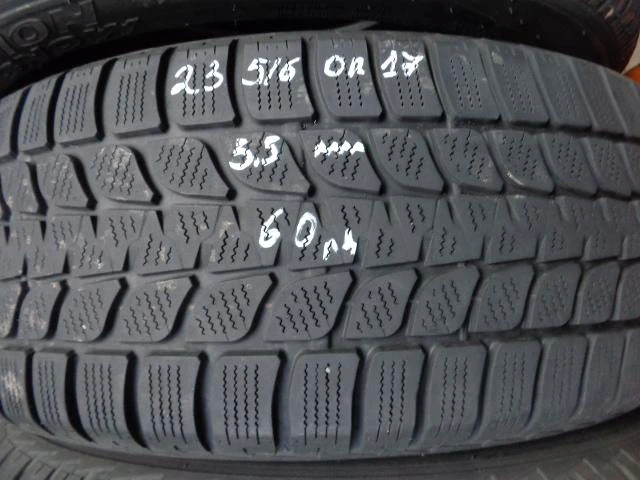 Гуми Зимни 235/60R17, снимка 5 - Гуми и джанти - 12921262