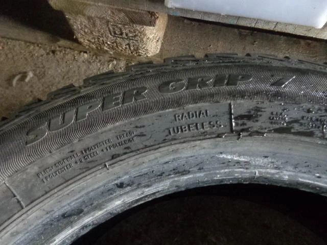 Гуми Зимни 205/55R16, снимка 6 - Гуми и джанти - 13371811