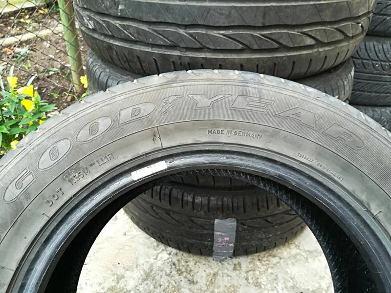 Гуми Летни 215/60R16, снимка 3 - Гуми и джанти - 21805662