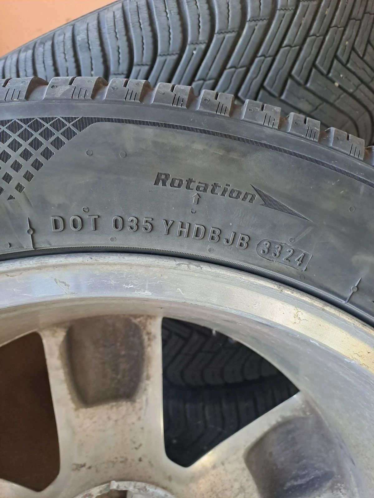 Гуми с джанти Nexen 275/45R20, снимка 2 - Гуми и джанти - 55152014