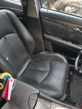 Mercedes-Benz E 270, снимка 3