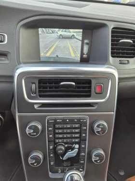 Volvo V60 D6/ДИСТРОНИК/LINE ASSIST/FULL, снимка 10