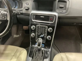 Volvo V60 2.4 D5 Plug in Hybrid, снимка 10