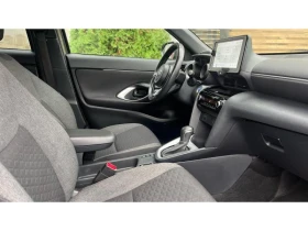 Toyota Yaris Cross 1.5H Chic, снимка 10