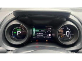 Toyota Yaris Cross 1.5H Chic, снимка 15