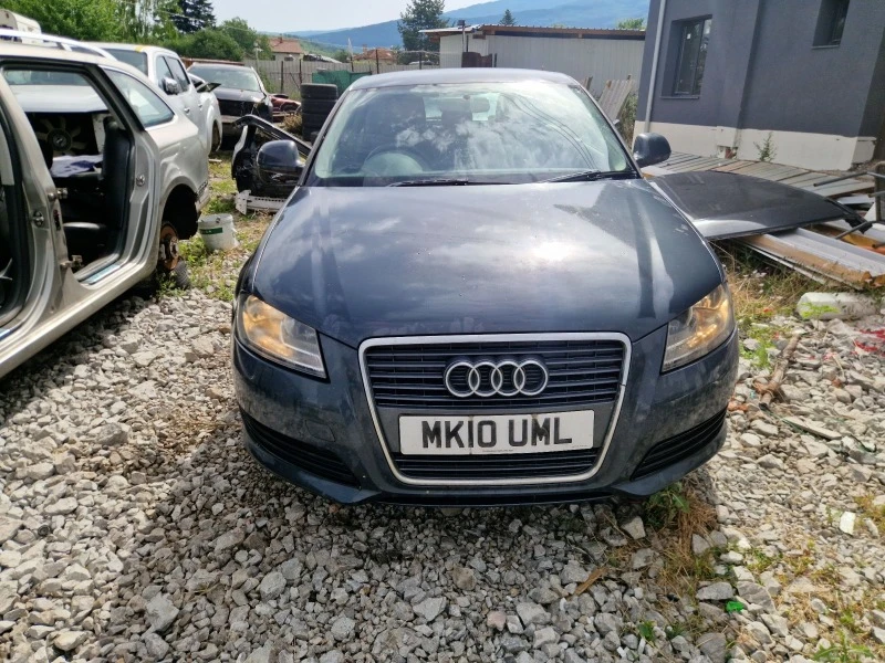 Audi A3 Audi A3 8P 1.6i 102кс Facelift на части, снимка 2 - Автомобили и джипове - 46441167