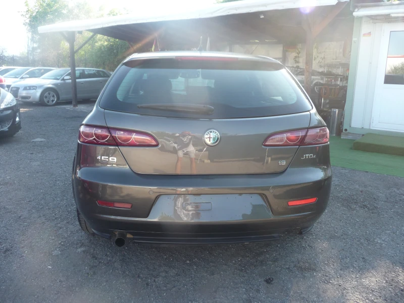 Alfa Romeo 159 1.9JTDm НАВИГАЦИЯ-КСЕНОН-, снимка 6 - Автомобили и джипове - 46926441