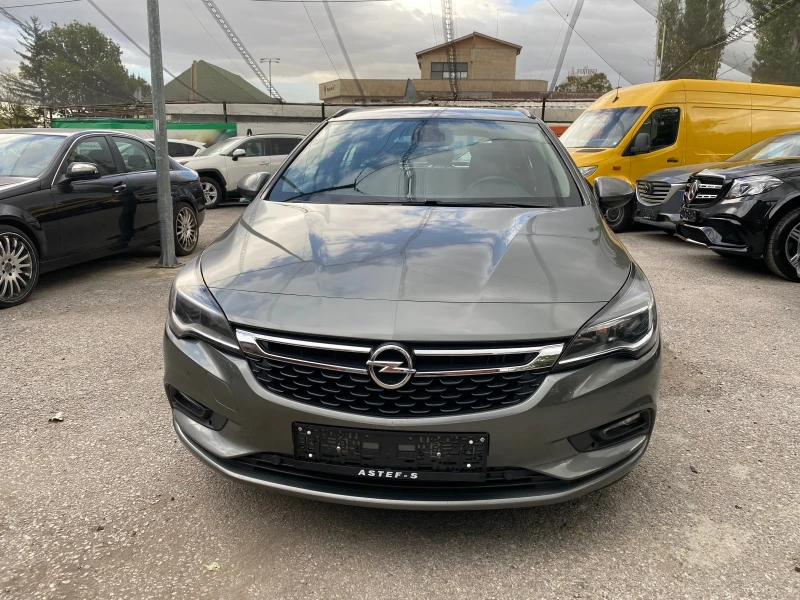 Opel Astra 1.6 CDTI Автоматик Навигация 107396 км !!!!!!!, снимка 2 - Автомобили и джипове - 47468534