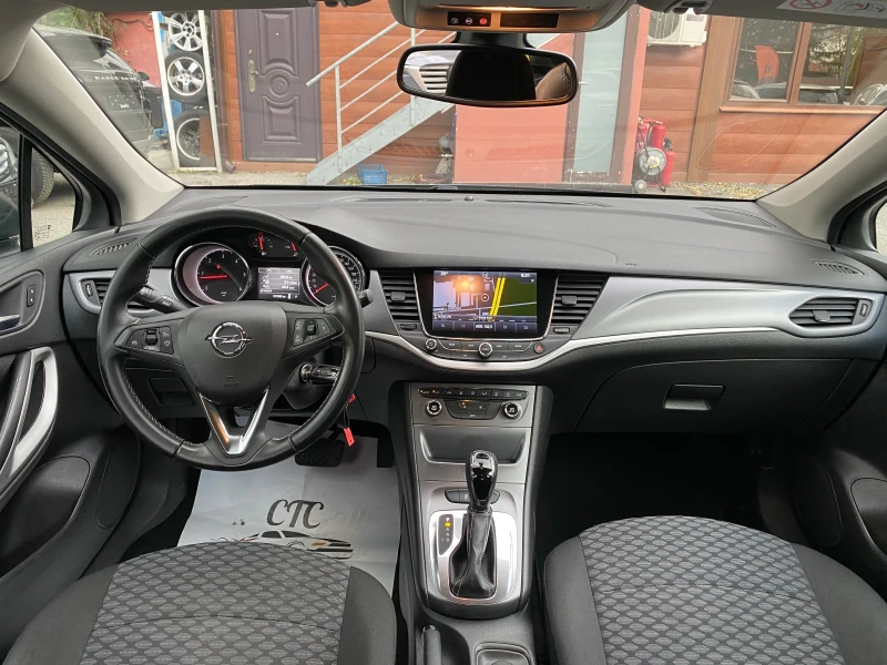 Opel Astra 1.6 CDTI Автоматик Навигация 107396 км !!!!!!!, снимка 14 - Автомобили и джипове - 47468534