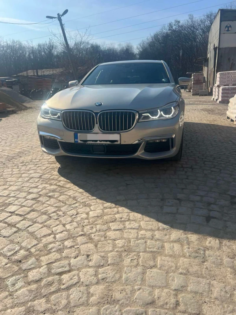 BMW 750 Xdrive, снимка 4 - Автомобили и джипове - 49254896