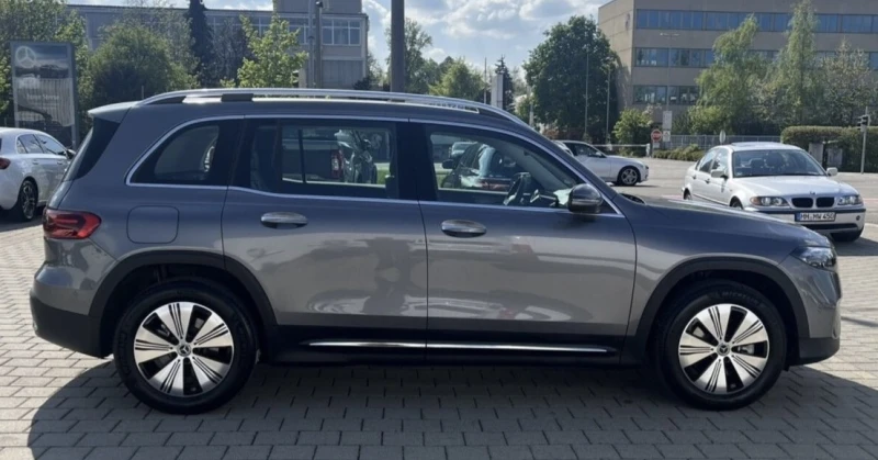 Mercedes-Benz EQB 250/Progresivei+ Night Adv Paket, снимка 5 - Автомобили и джипове - 50142557