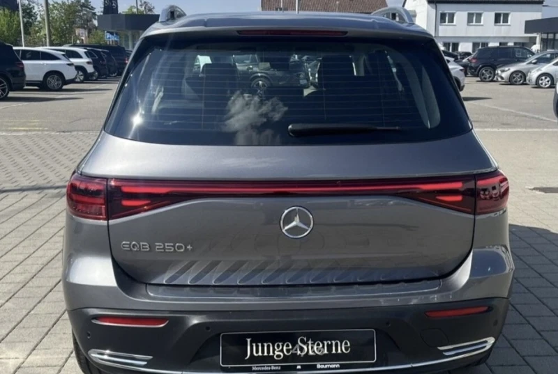 Mercedes-Benz EQB 250/Progresivei+ Night Adv Paket, снимка 7 - Автомобили и джипове - 50142557