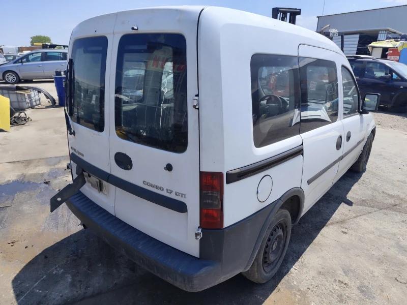 Opel Combo 1.7DTI, снимка 4 - Автомобили и джипове - 50987665