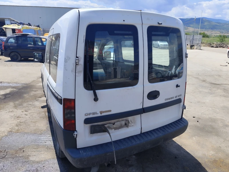 Opel Combo 1.7DTI, снимка 3 - Автомобили и джипове - 50987665