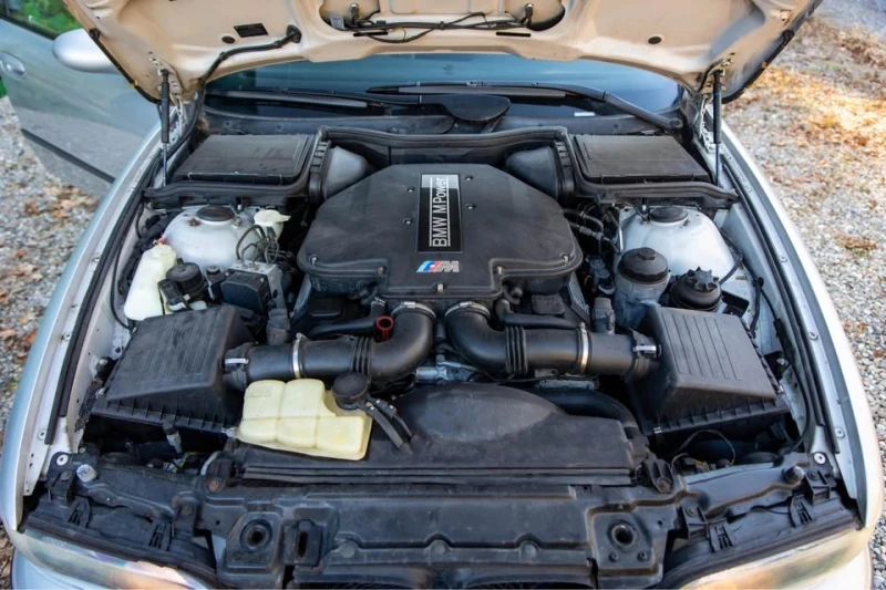 BMW M5 РЪЧКА * * CARFAX * * АВТОКРЕДИТ * * , снимка 8 - Автомобили и джипове - 52627629