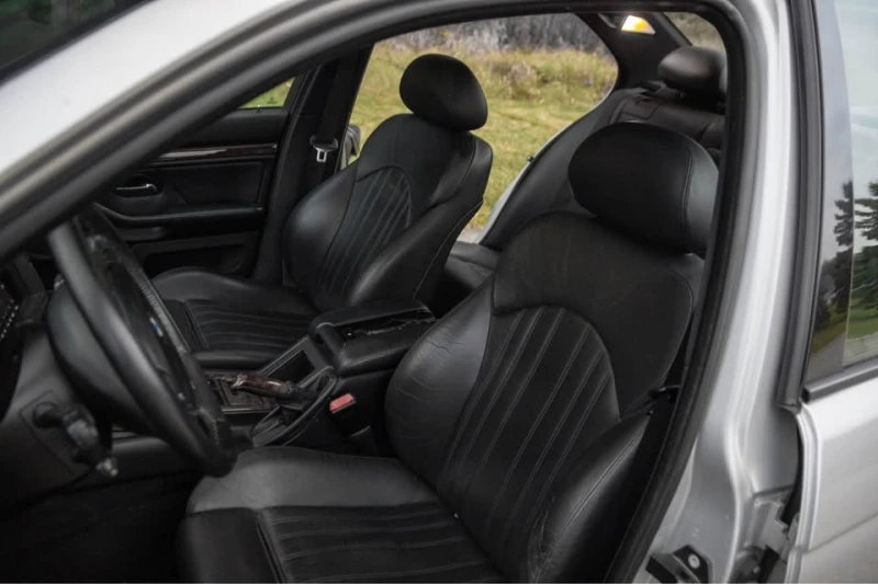 BMW M5 РЪЧКА * * CARFAX * * АВТОКРЕДИТ * * , снимка 10 - Автомобили и джипове - 52627629