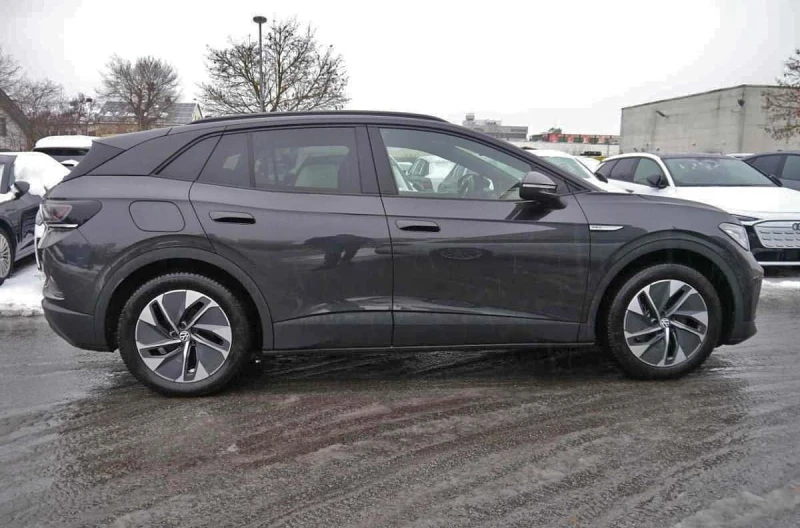 VW ID.4 Pro Performance Max/ Sportpaket/ Батерия 82кwh/ , снимка 5 - Автомобили и джипове - 52752350