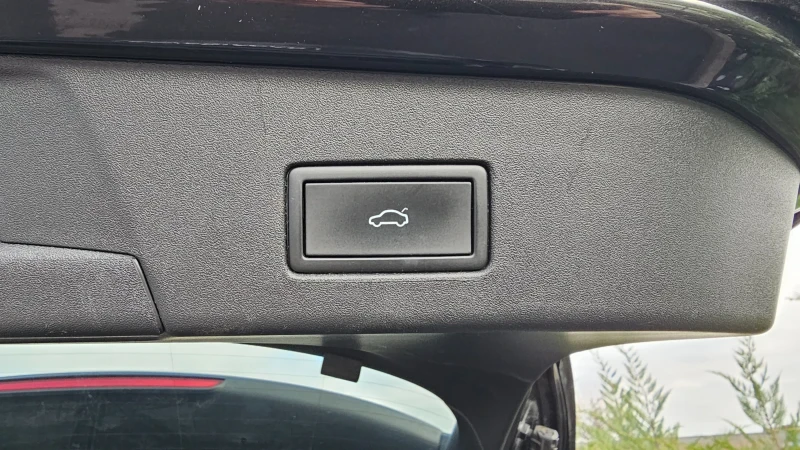 VW ID.4 Pro Performance Max/ Sportpaket/ Батерия 82кwh/ , снимка 13 - Автомобили и джипове - 52752350