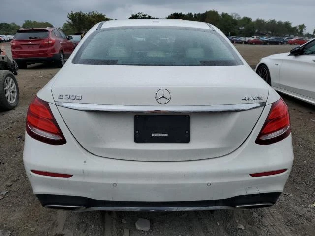 Mercedes-Benz E 300 AMG* PACK* 4MATIC* BURMESTER* МАСАЖ* КАМЕРА* MULTI, снимка 6 - Автомобили и джипове - 47995986