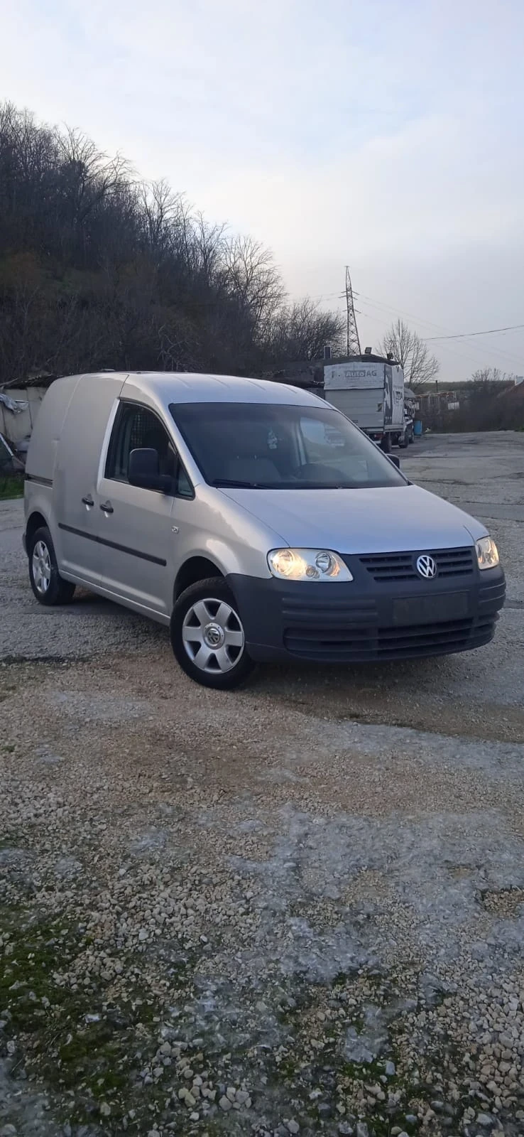 VW Caddy, снимка 5 - Автомобили и джипове - 52929833