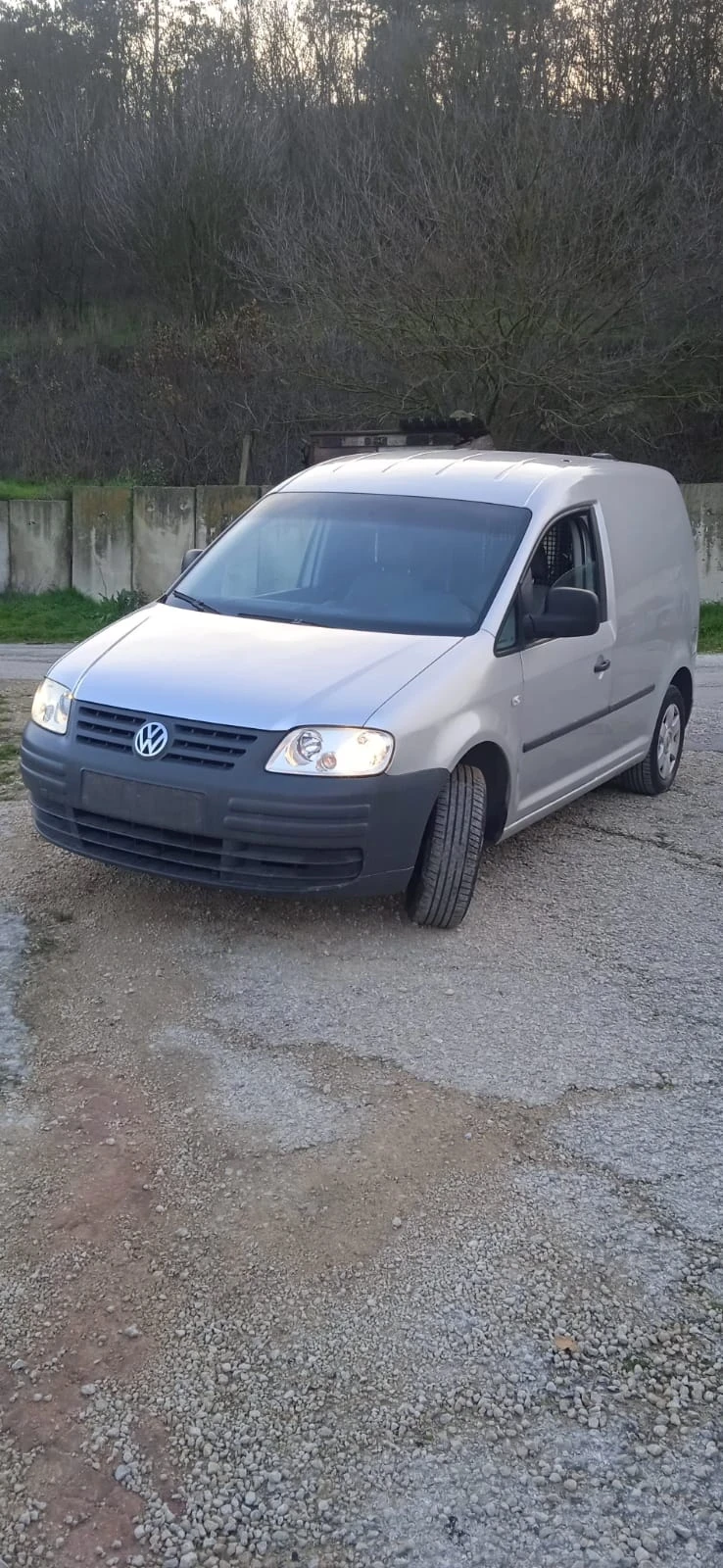 VW Caddy, снимка 4 - Автомобили и джипове - 52929833