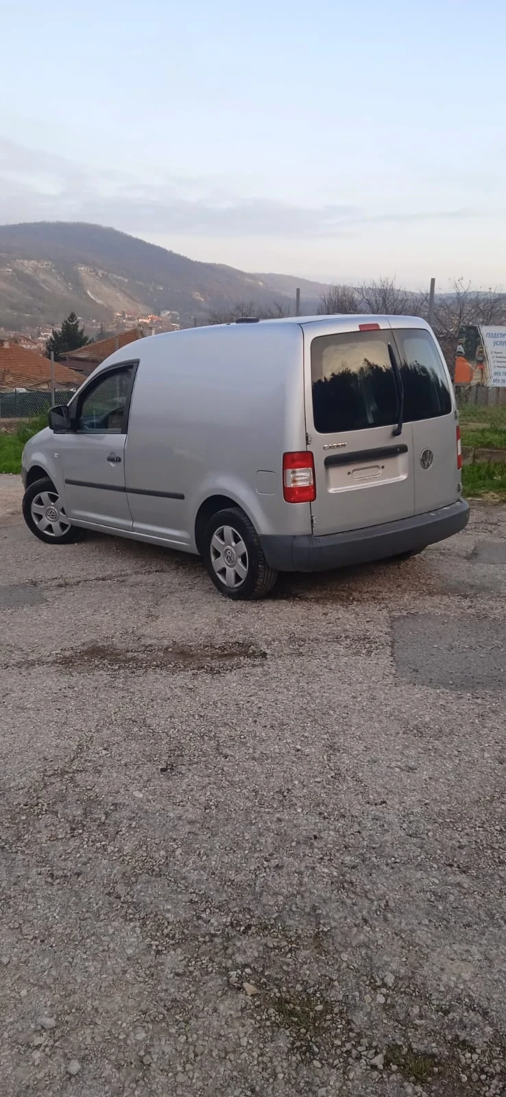 VW Caddy, снимка 2 - Автомобили и джипове - 52929833