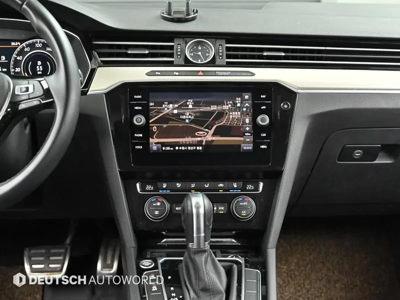 VW Arteon 2.0 TDI PREMIUM, снимка 14 - Автомобили и джипове - 55925618