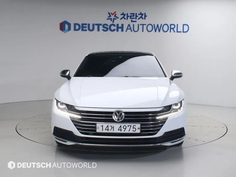 VW Arteon 2.0 TDI PREMIUM, снимка 3 - Автомобили и джипове - 55925618