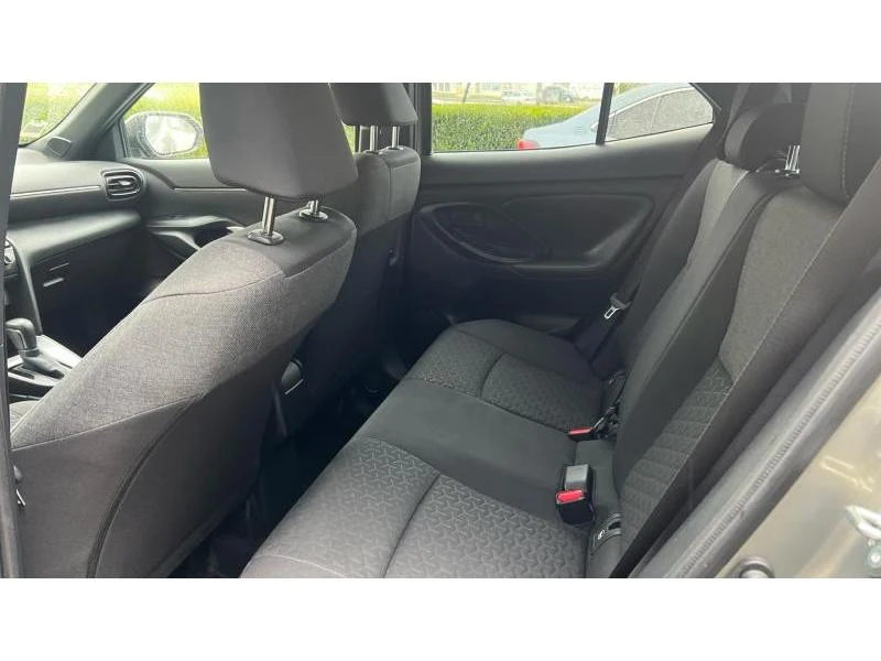 Toyota Yaris Cross 1.5H Chic, снимка 17 - Автомобили и джипове - 56733179