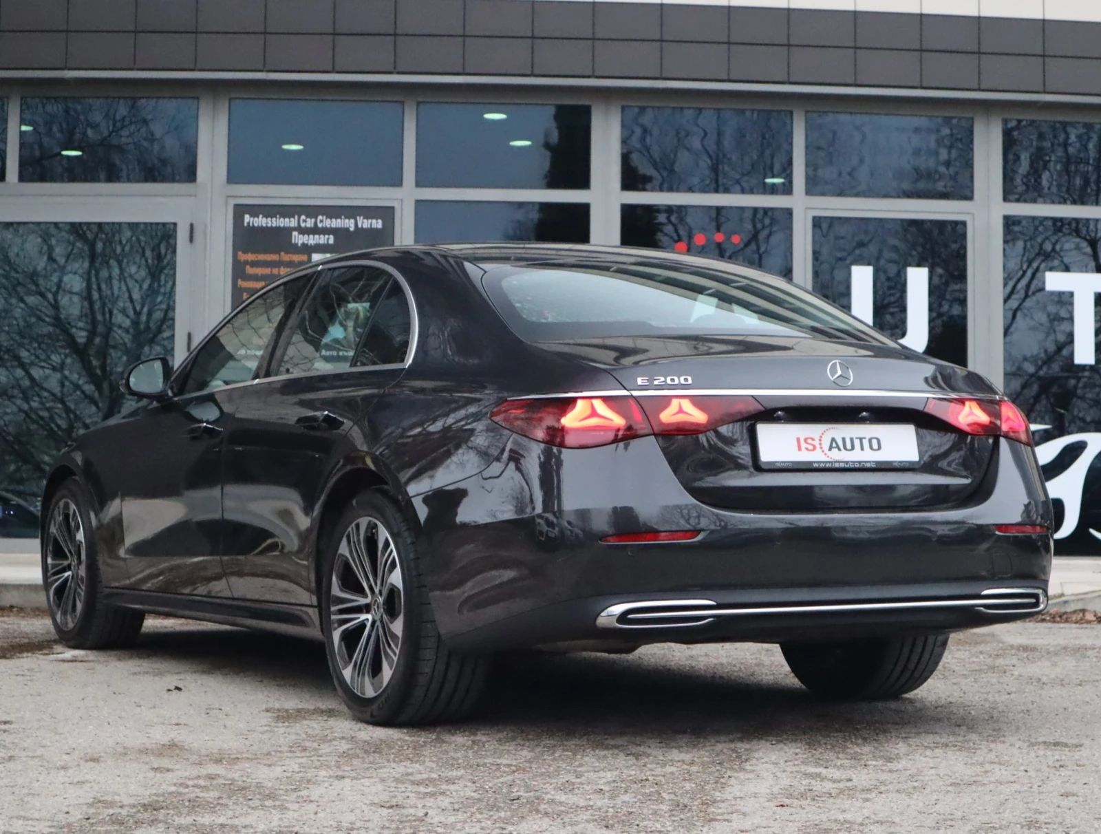 Mercedes-Benz E 200 AMG Line/������ 360/MBUX/Dynamic/HuD/Collision  | Mobile.bg � ����������� 6