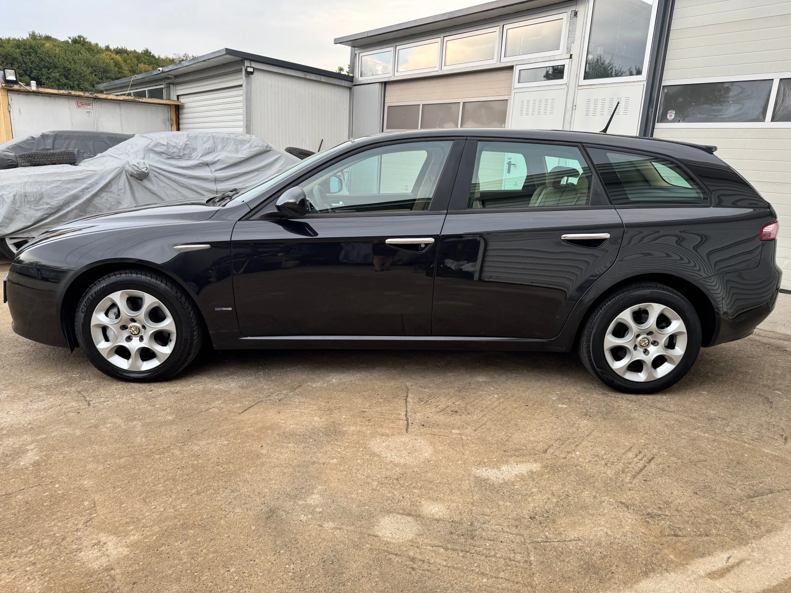Alfa Romeo 159 sportwagon 1, 9 8V 120 к.с. - изображение 5