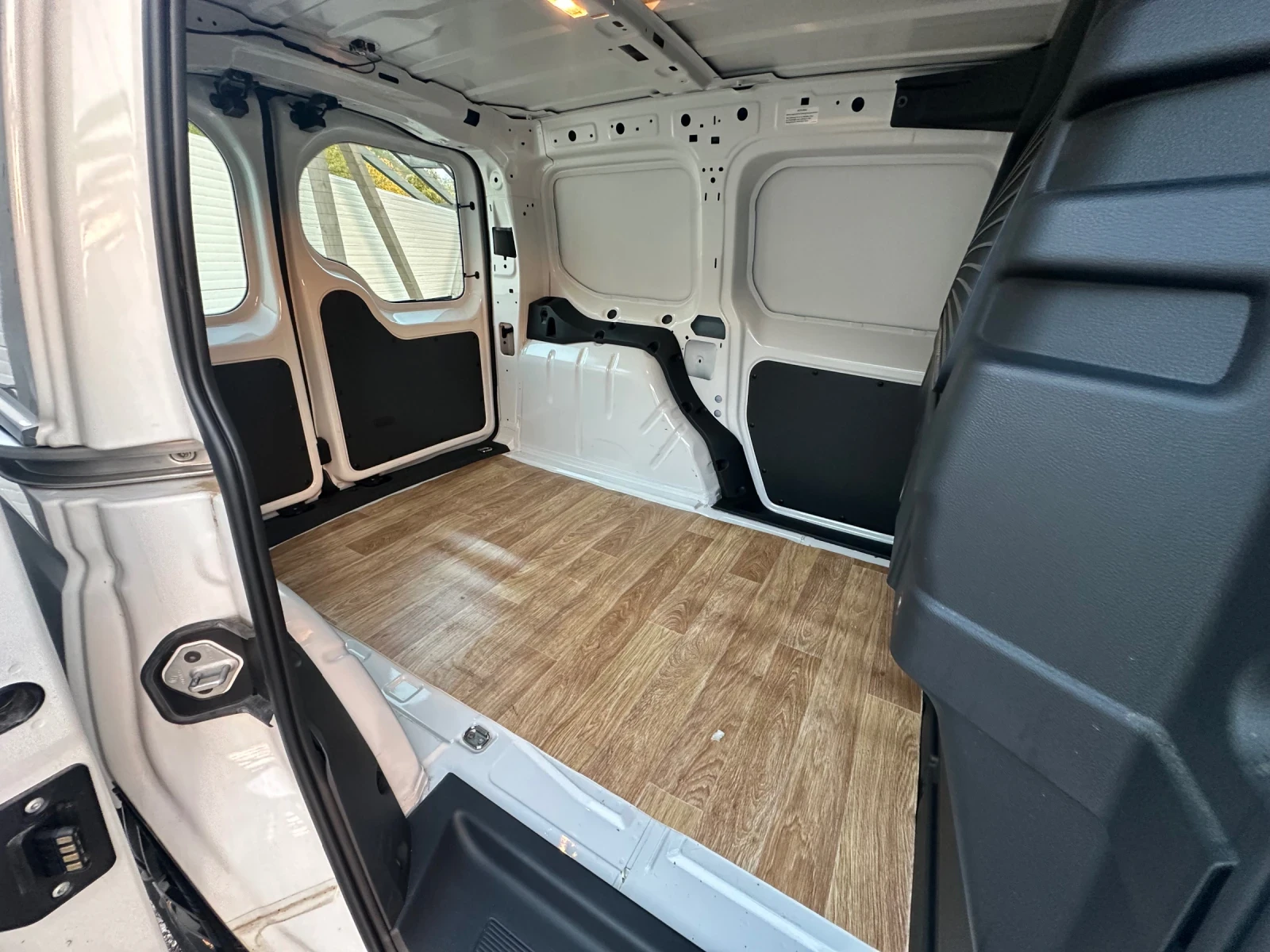 VW Caddy 2.0TDI* 150..* REALNI KN*  | Mobile.bg   14